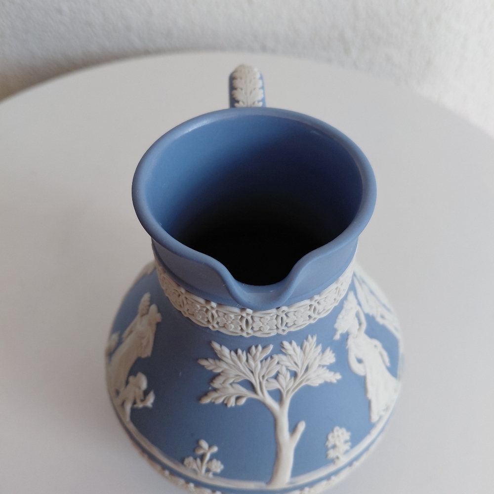 MC Antique Wedgwood Jasperware 5 " Tall Pitcher Etruscan Blue Classic - Picture 12 of 16